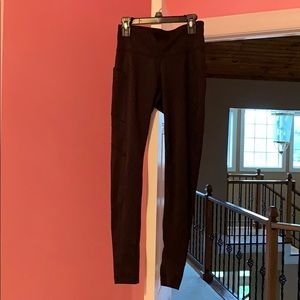 Black leggings with pockets